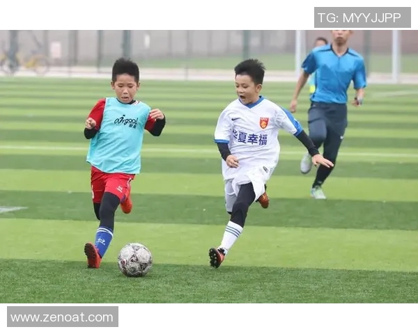 中国与香港足球比赛结果揭晓精彩瞬间回顾与分析